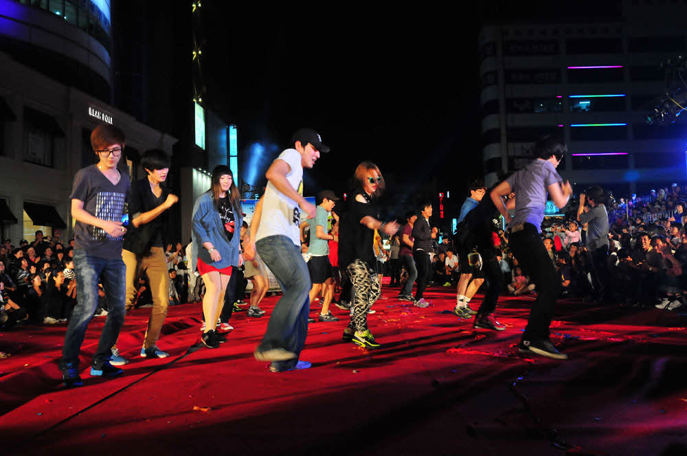 2012_5[1].jpg